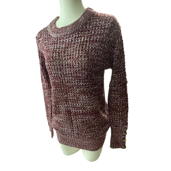 Questions Crewneck sweater Size Small - Picture 2 of 14